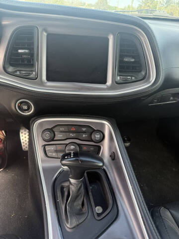 2021 Dodge Challenger SXT