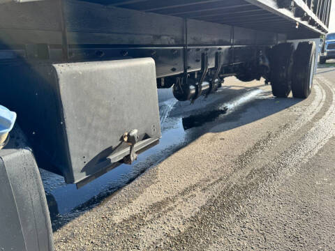 2016 Freightliner M2 106