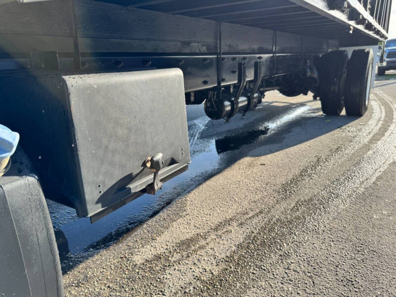 2016 Freightliner M2 106