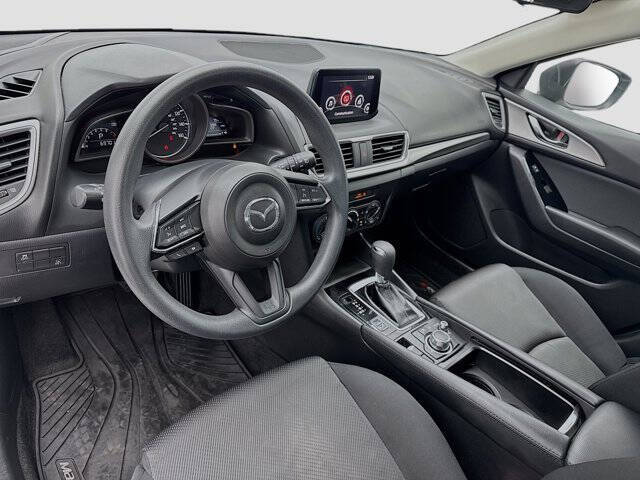 2018 Mazda MAZDA3 Sport