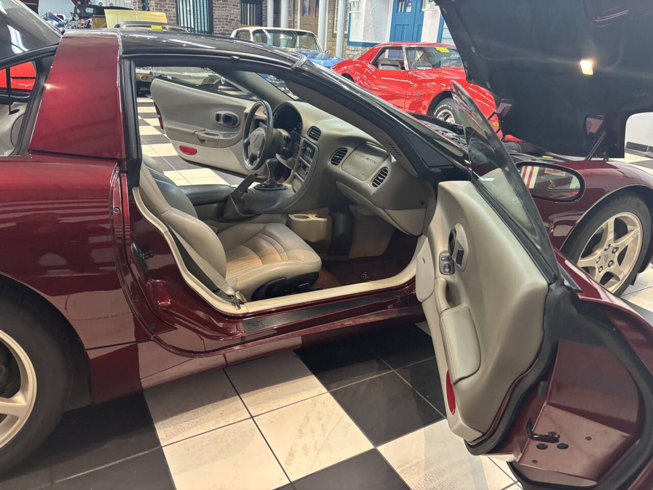 2003 Chevrolet Corvette 25