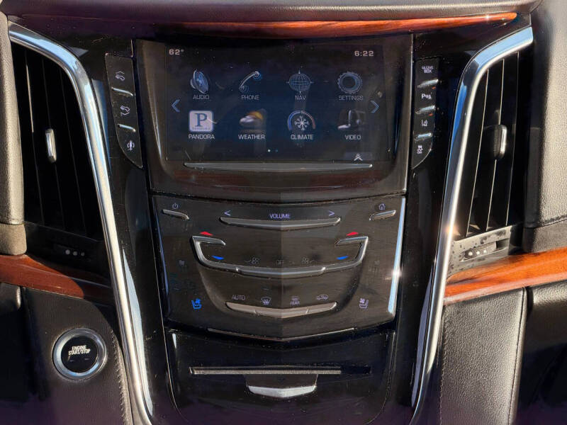 2015 Cadillac Escalade ESV Luxury