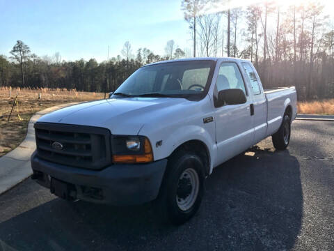 2000 Ford F-250 Super Duty for sale at Xclusive Auto Sales in Colonial Heights VA