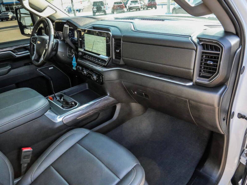 2025 Chevrolet Silverado 3500HD