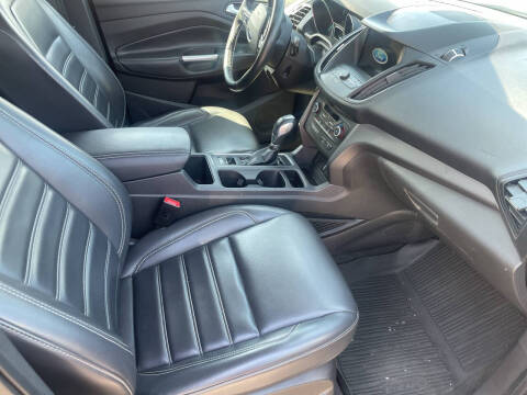 2019 Ford Escape SEL