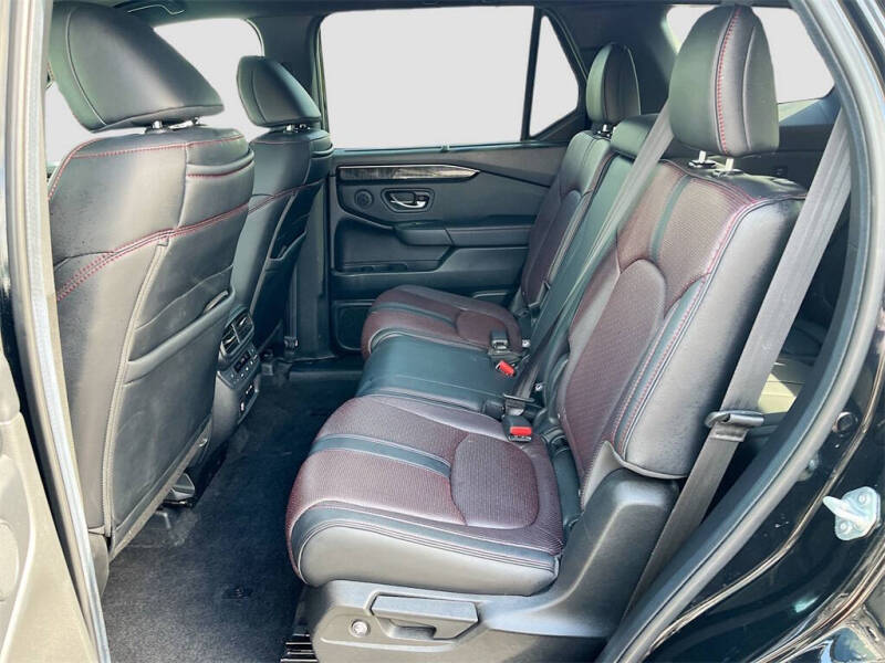 2025 Honda Pilot Black Edition