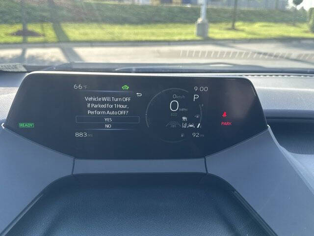 2025 Toyota Prius XLE