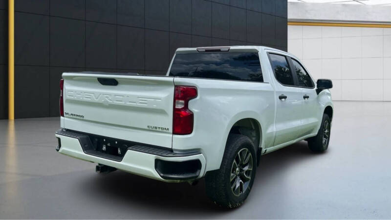 2020 Chevrolet Silverado 1500 Custom