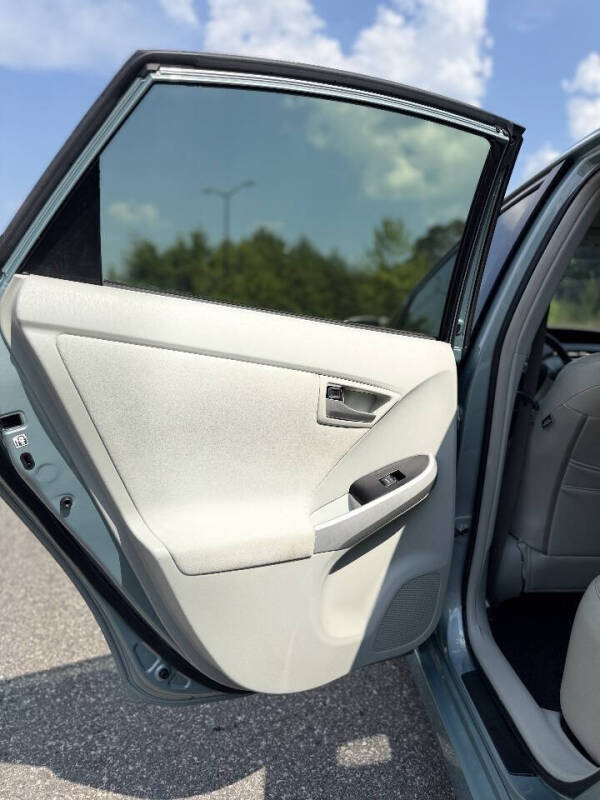 2013 Toyota Prius Three
