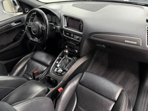 2016 Audi SQ5 3.0T quattro Premium Plus