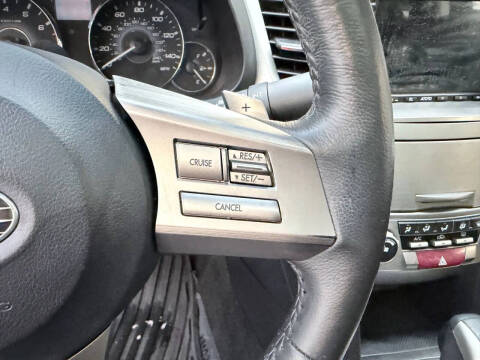 2010 Subaru Legacy 2.5i Premium