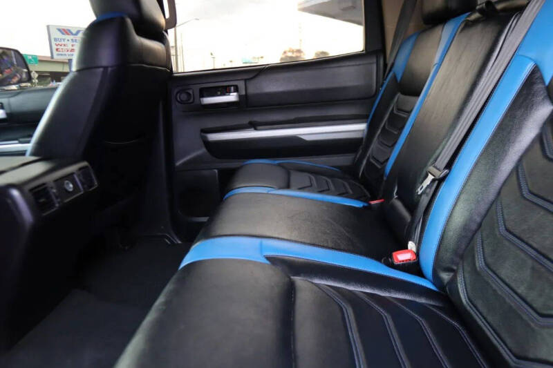 2015 Toyota Tundra SR5