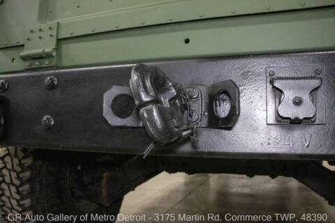 2001 AM General Hummer