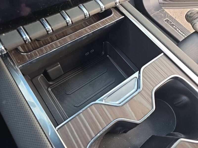 2025 GMC Sierra EV Denali