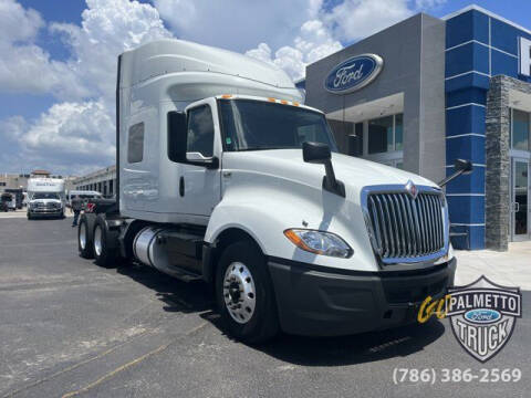 2020 International LT625