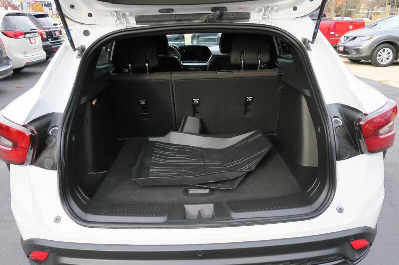 2024 Chevrolet Trax RS