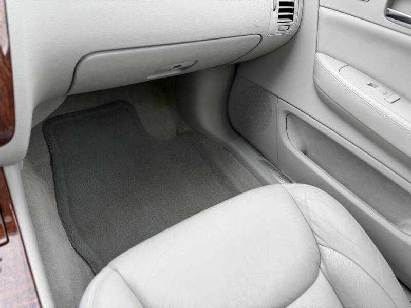 2007 Cadillac DTS Luxury I