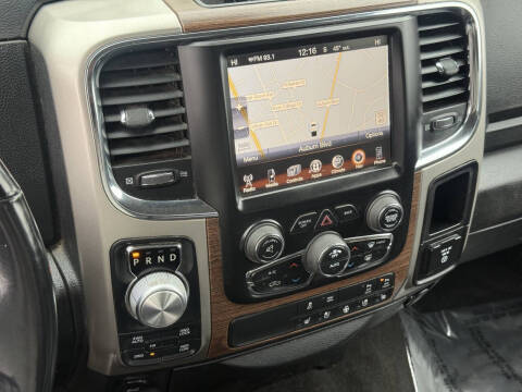 2017 RAM 1500 Laramie