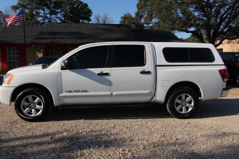 2012 Nissan Titan for sale at CROWN AUTO in Spring TX