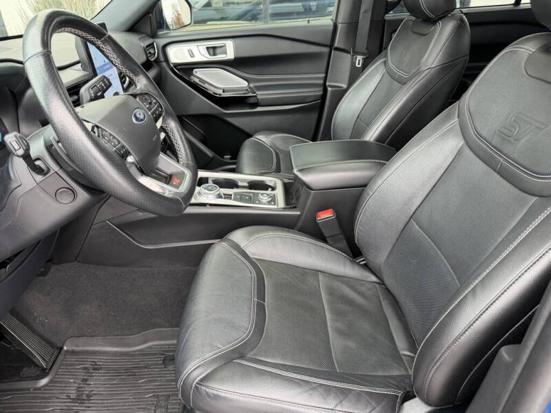 2022 Ford Explorer ST