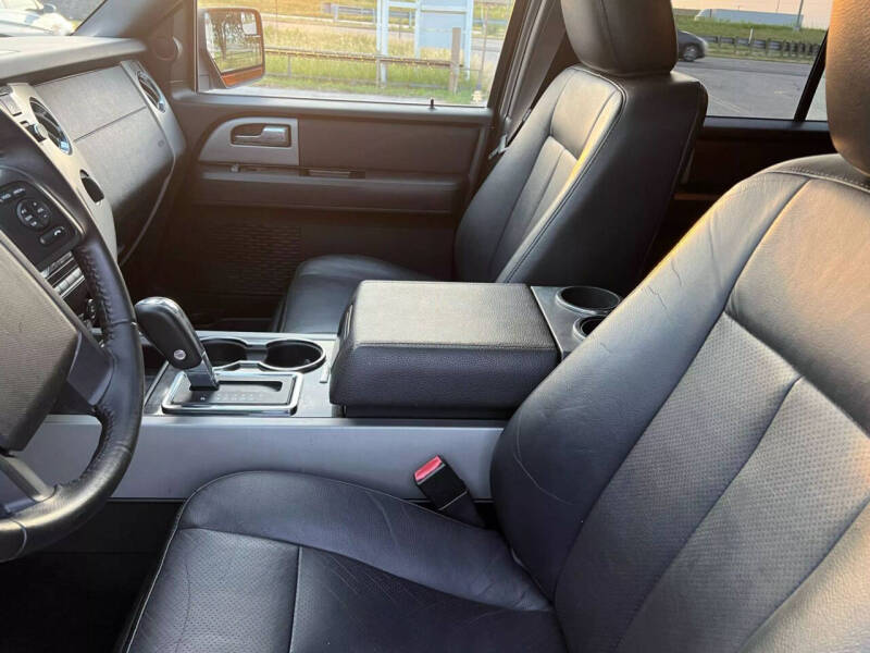 2012 Ford Expedition Limited