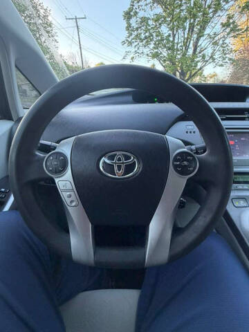 2014 Toyota Prius Four