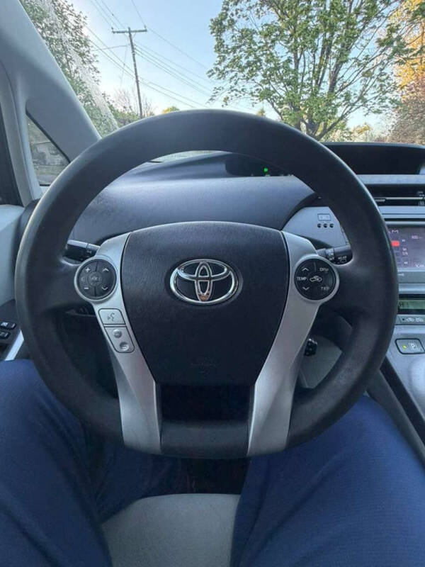 2014 Toyota Prius Four