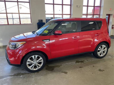 2015 Kia Soul +