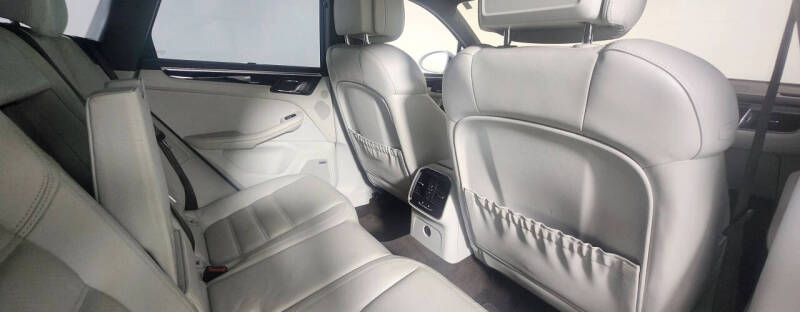 2017 Porsche Macan GTS