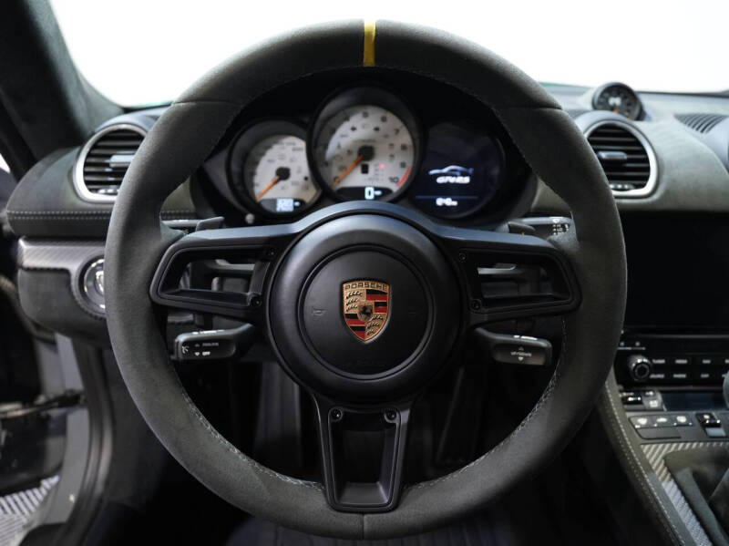 2023 Porsche 718 Cayman GT4 RS