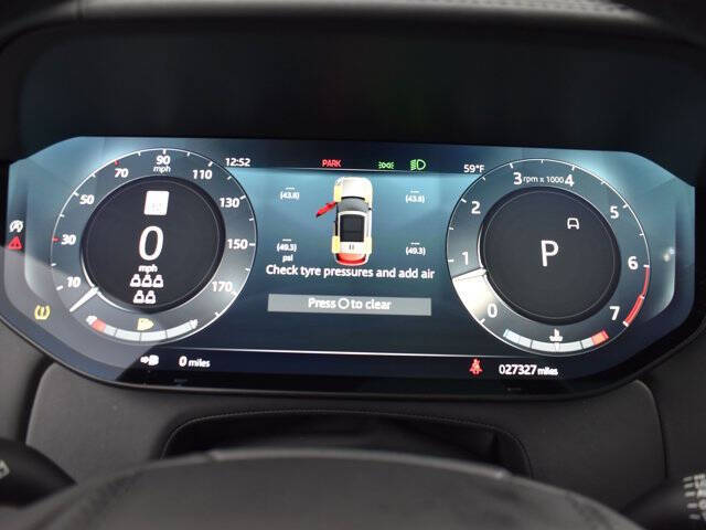 2023 Land Rover Range Rover P400 SE LWB