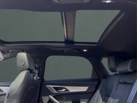 2025 Jaguar F-PACE P250 R-Dynamic S