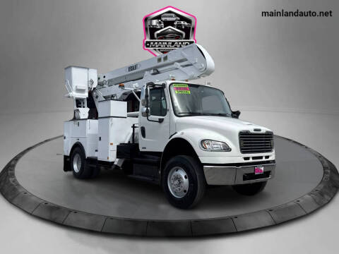 2012 Freightliner M2 106