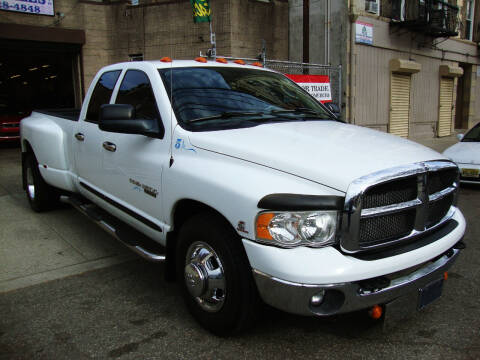 2005 Dodge Ram Pickup 3500 for sale at Discount Auto Sales in Passaic NJ