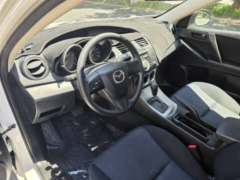 2010 Mazda MAZDA3 i SV