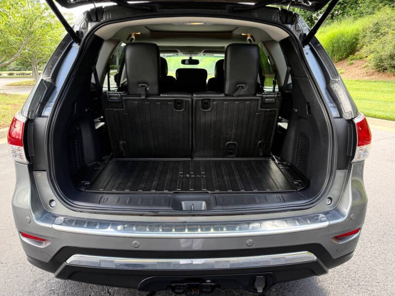 2016 Nissan Pathfinder SL