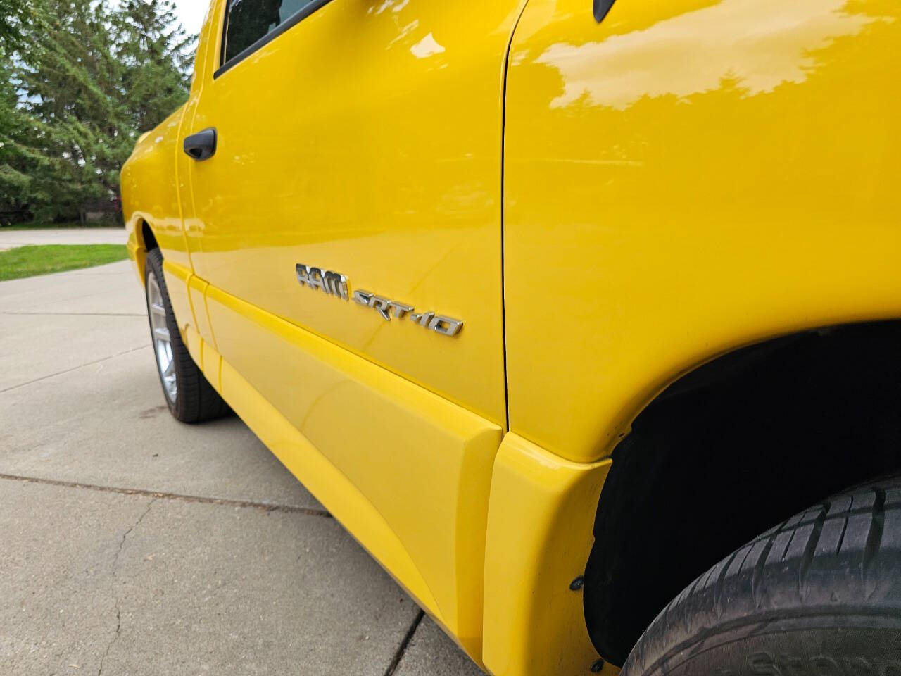 2005 Dodge Ram 1500 SRT-10 92