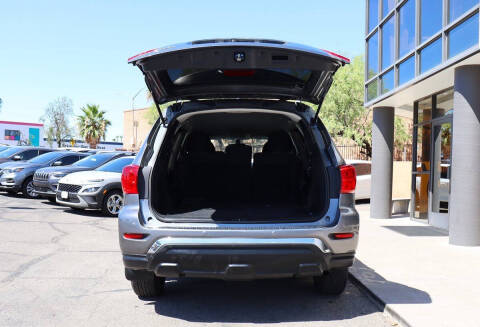 2020 Nissan Pathfinder S