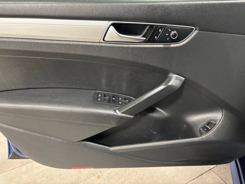 2017 Volkswagen Passat 1.8T S