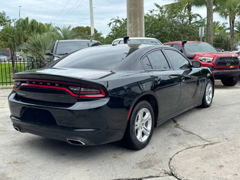 2022 Dodge Charger SXT
