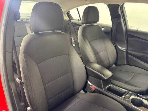 2018 Chevrolet Cruze LT Auto