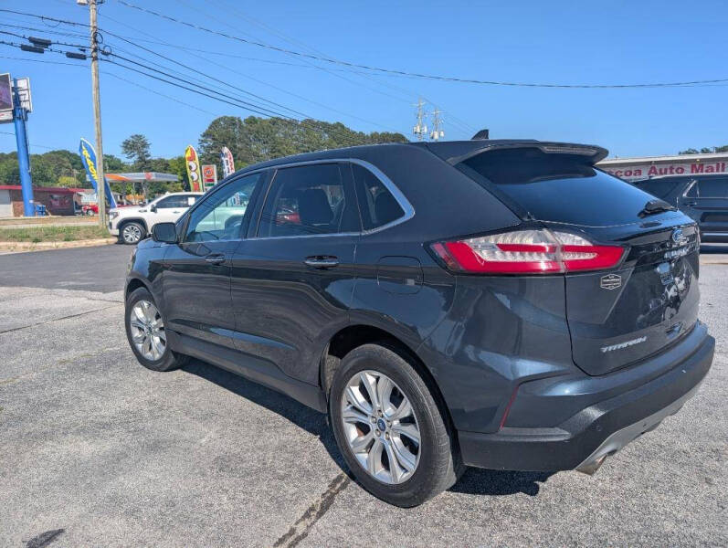 2022 Ford Edge Titanium