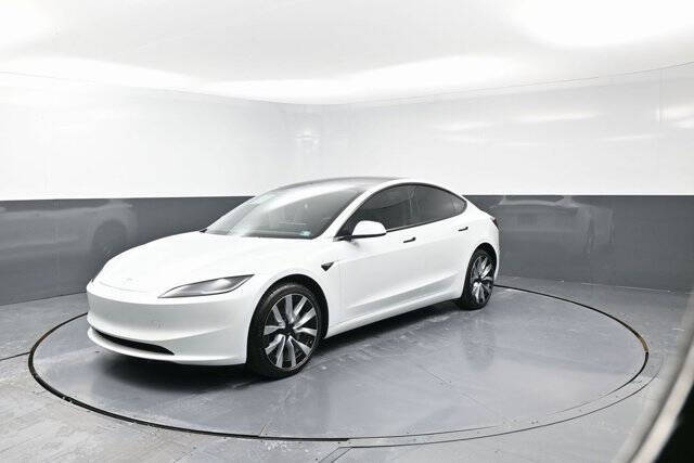 2025 Tesla Model 3 Long Range