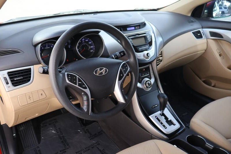2011 Hyundai Elantra