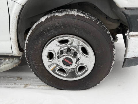 2023 GMC Savana 2500