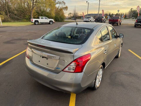 2013 Nissan Versa 1.6 SV