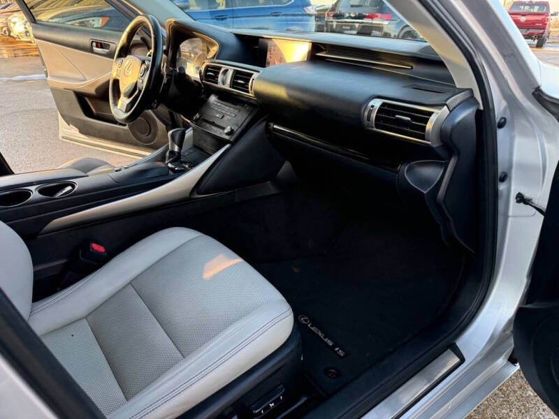 2015 Lexus IS 250