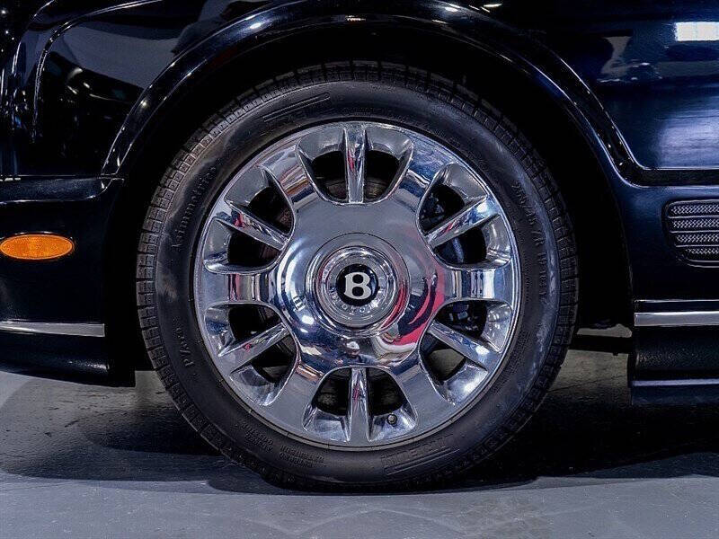 2008 Bentley Azure 26