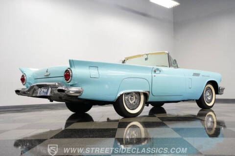 1957 Ford Thunderbird