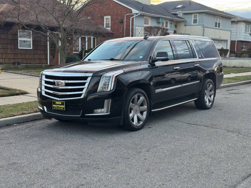 2020 Cadillac Escalade ESV for sale at Reis Motors LLC in Lawrence NY